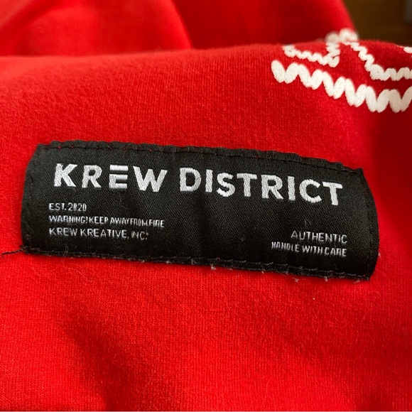 Krew District Authentic graphic print Christmas Holiday cozy red sweatshirt S - Picture 6 of 13